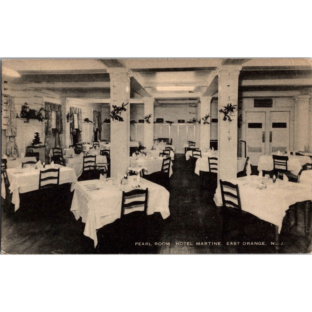 Vintage 1950s Postcard Pearl Room Hotel Martine East Orange NJ‎ With Postage